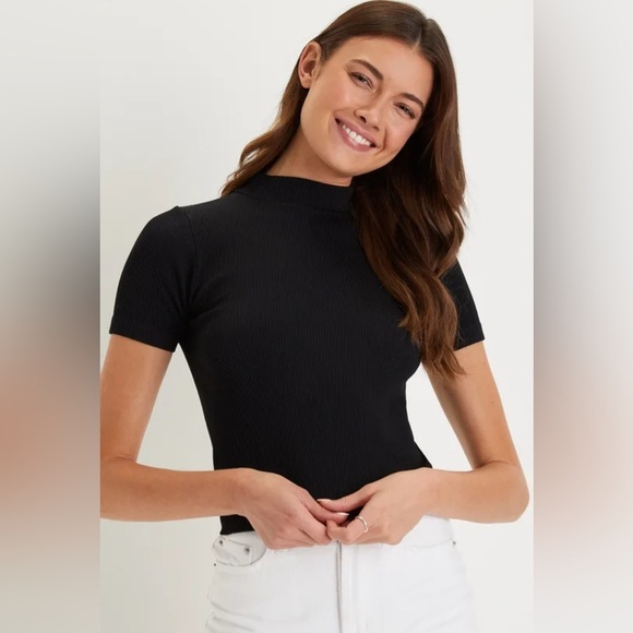 Lulus Ribbed Mock Neck Top - Picture 1 of 4